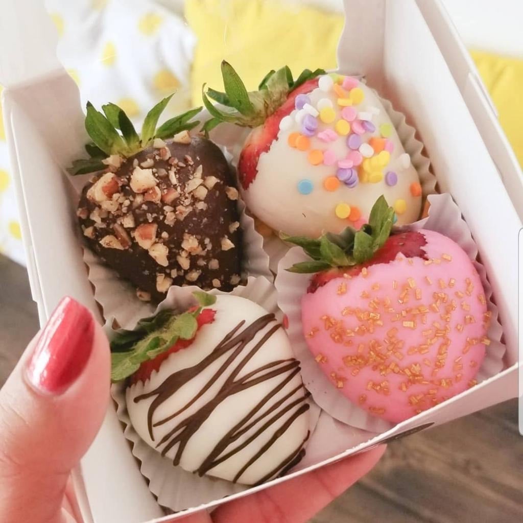 Chocolate Covered Strawberries 4 pack