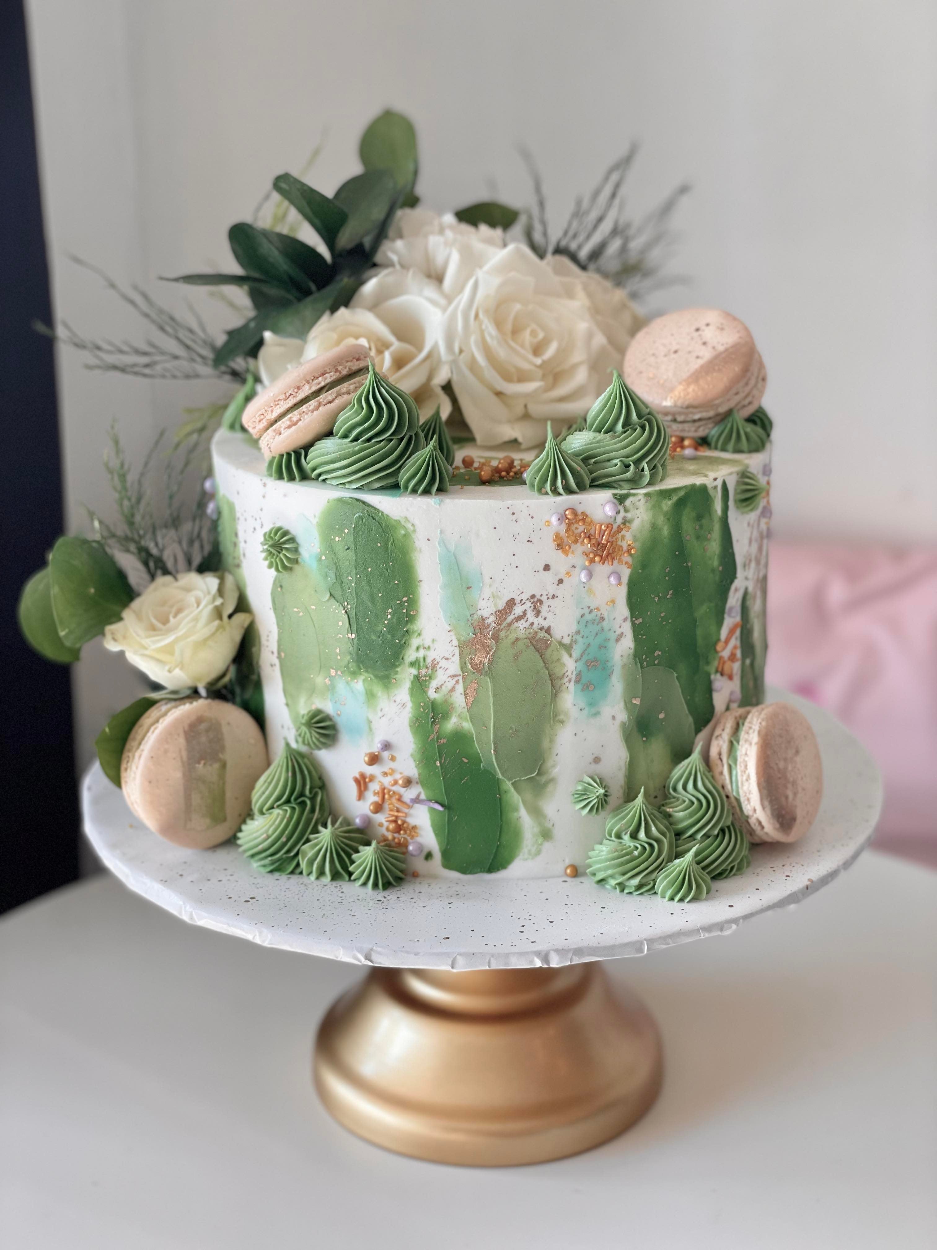 Absolutely love the color green!!!! White Chocolate Cake with a brown sugar  buttercream 😋 Order your next cake with Chase… | Instagram